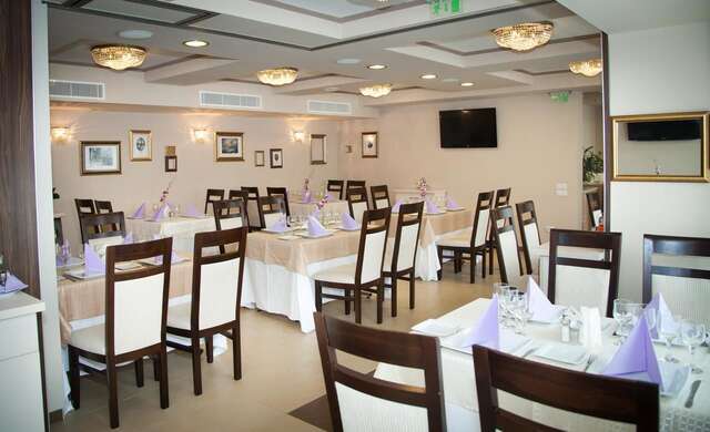 Отель Hotel Ambasador Бухарест-16