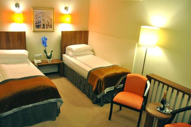 Отель Hotel Ambasador Бухарест-27