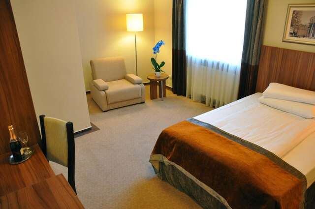 Отель Hotel Ambasador Бухарест-36